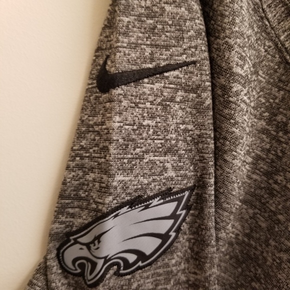 Nfl on the field Philadelphia eagles wentz #11 2x - Picture 3 of 8